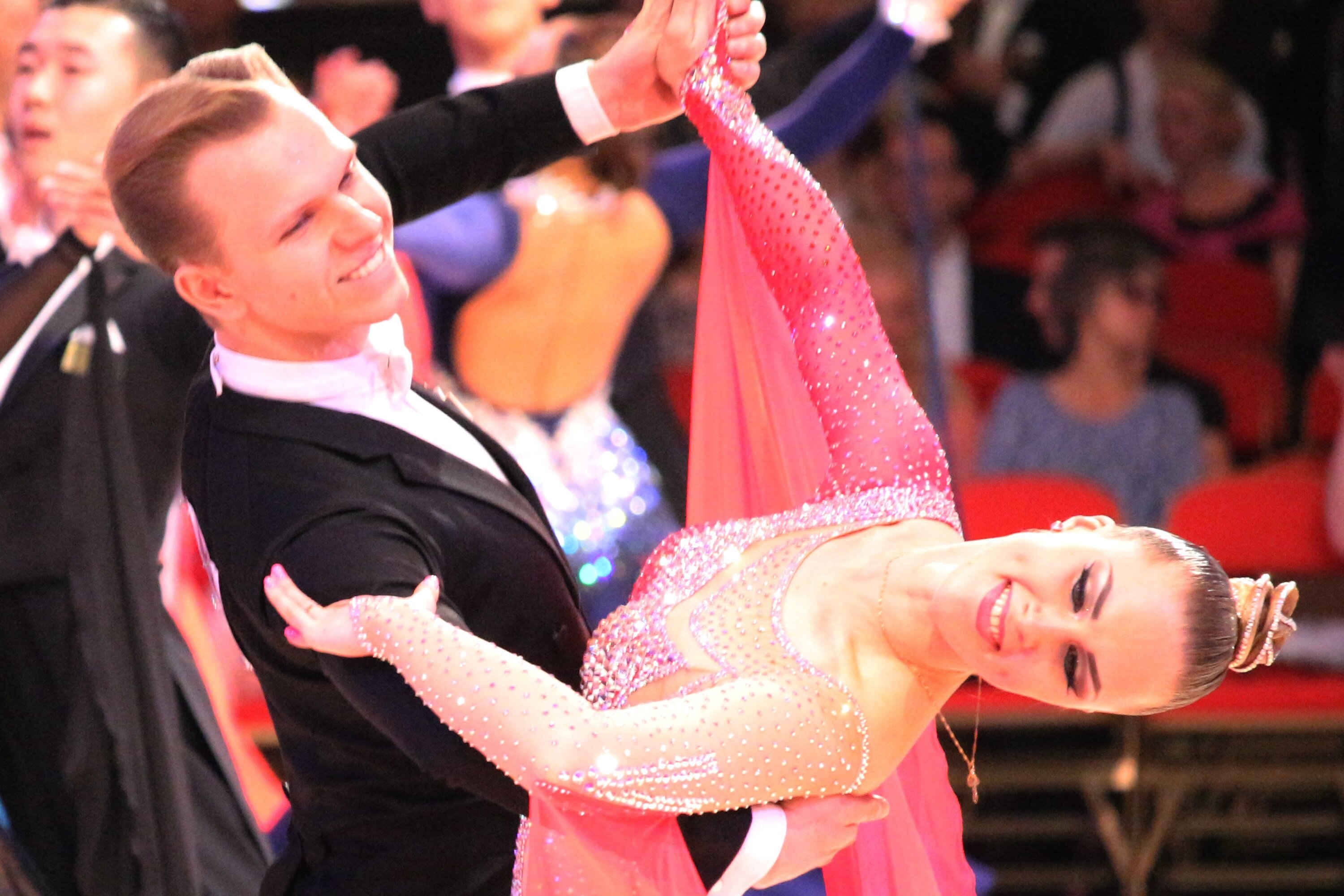 International Standard Foxtrot syllabus figures and moves